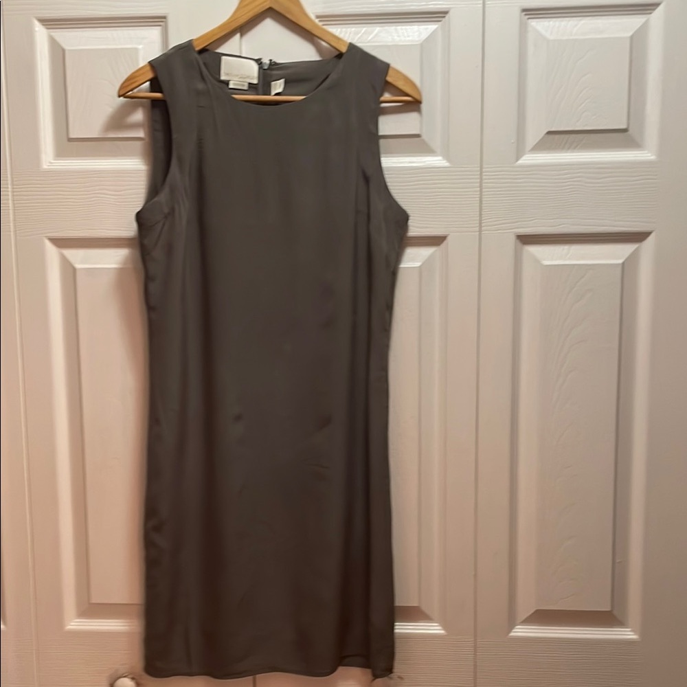 Elegant Gray Sleeveless Dress length is 37 pit to pit 17